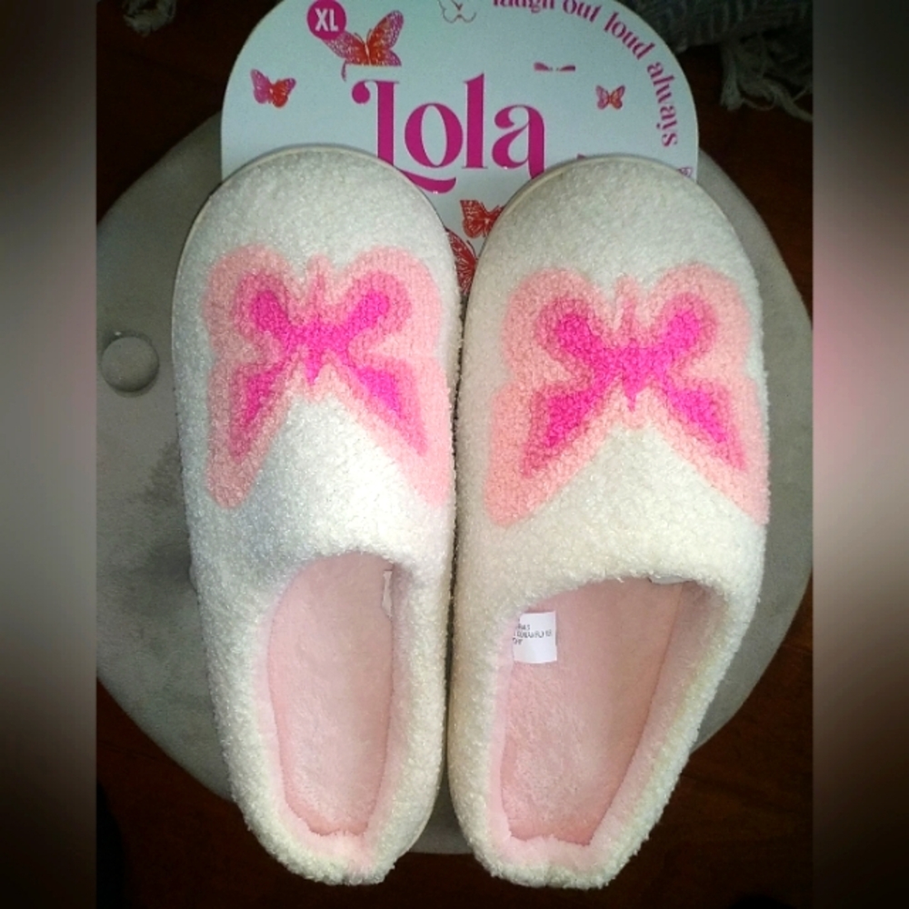 Lola Cream and Pink Butterfly Slippers XL
